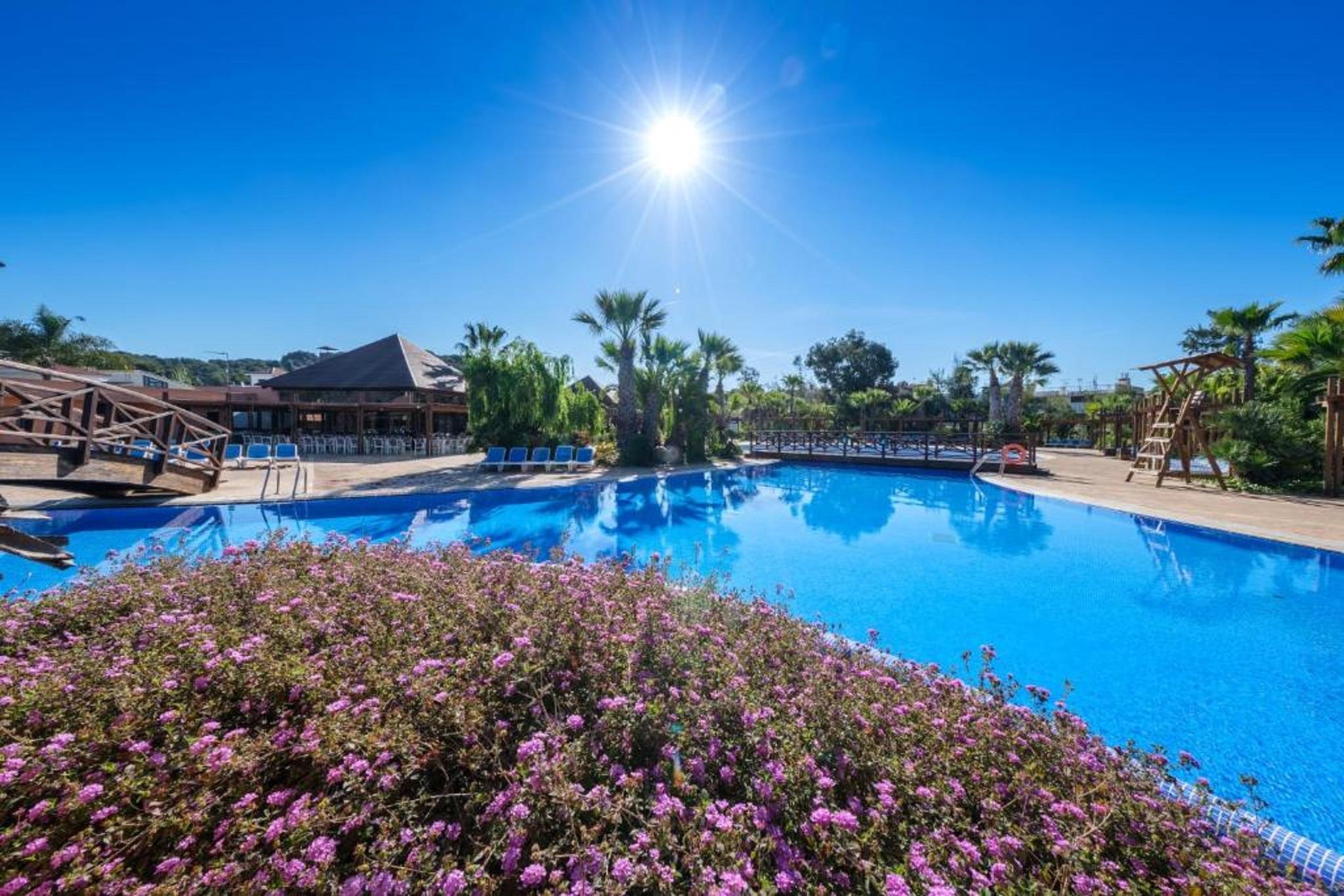 Camping Estival Torre De La Mora Tamarit Bagian luar foto