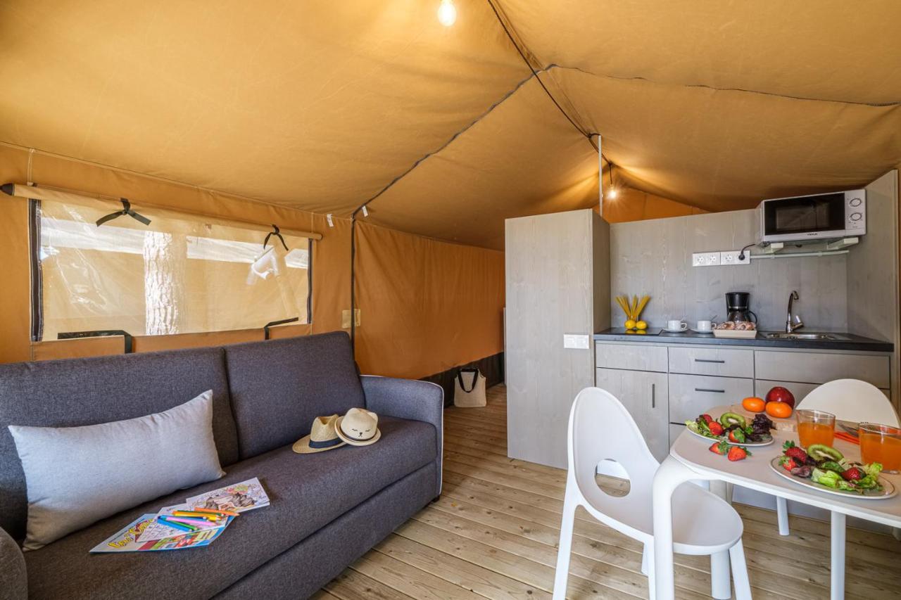 Camping Estival Torre De La Mora Tamarit Bagian luar foto