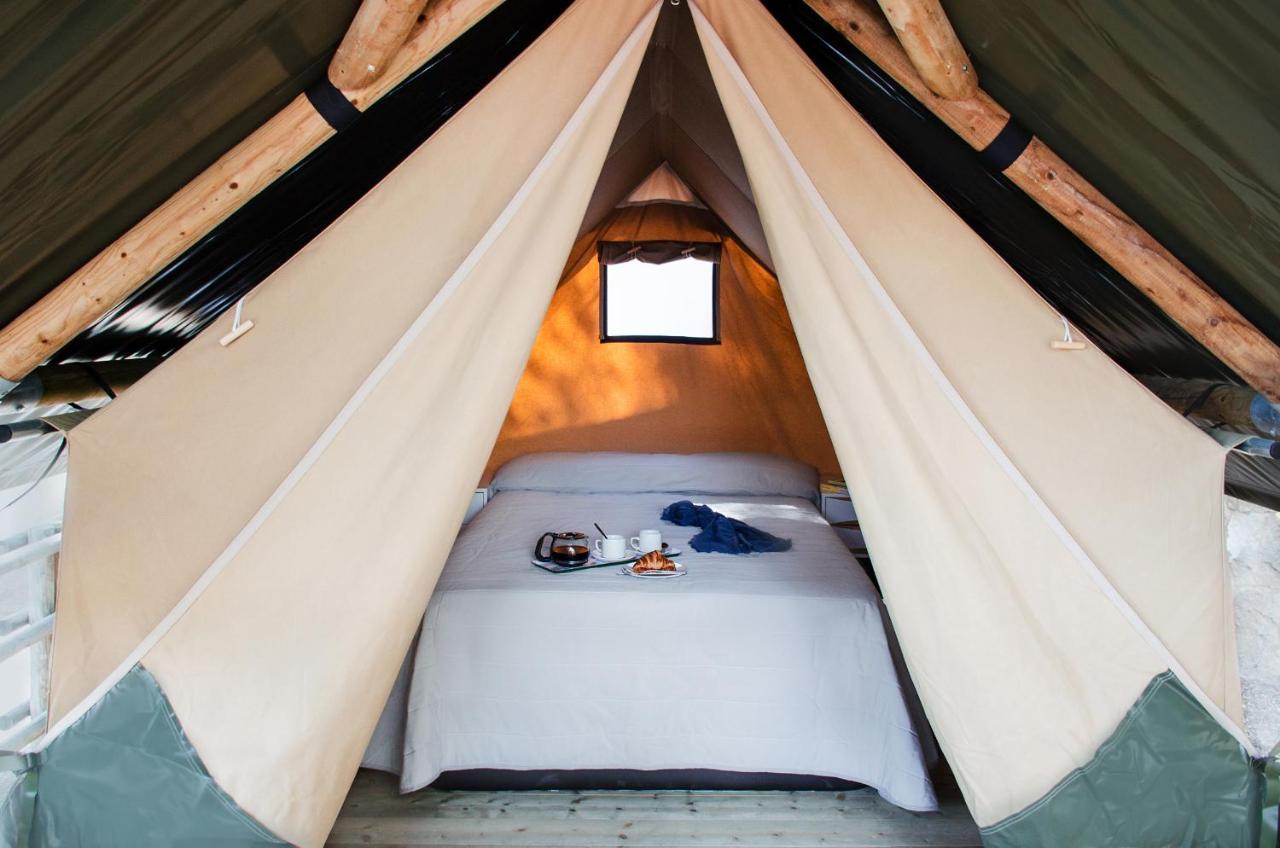 Camping Estival Torre De La Mora Tamarit Bagian luar foto